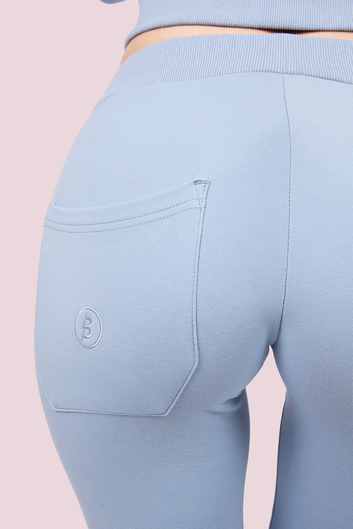 BODY KNITWEAR PANTS (POWDER BLUE)