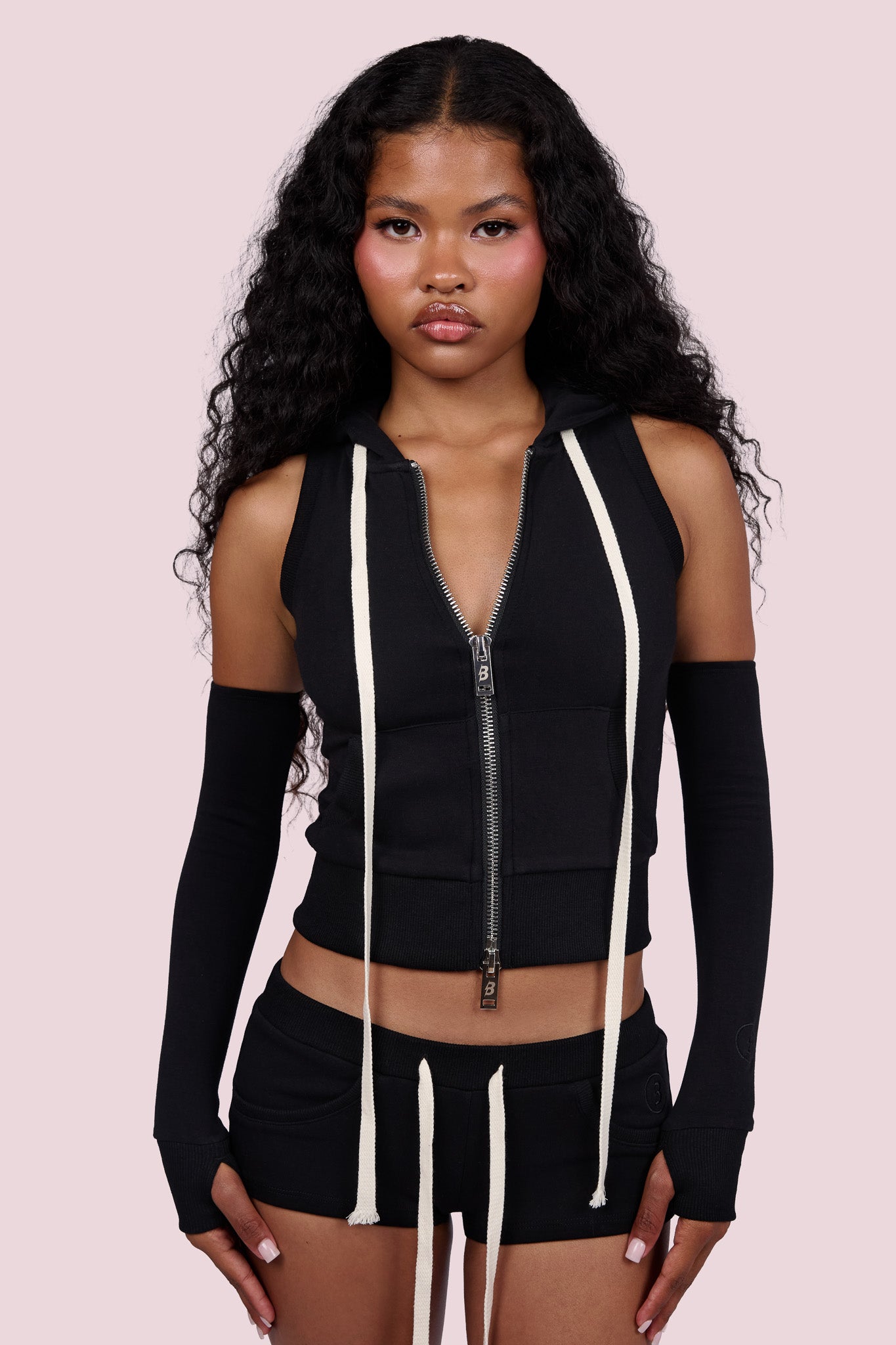 BODY KNITWEAR MINI SHORTS (BLACKBERRY)