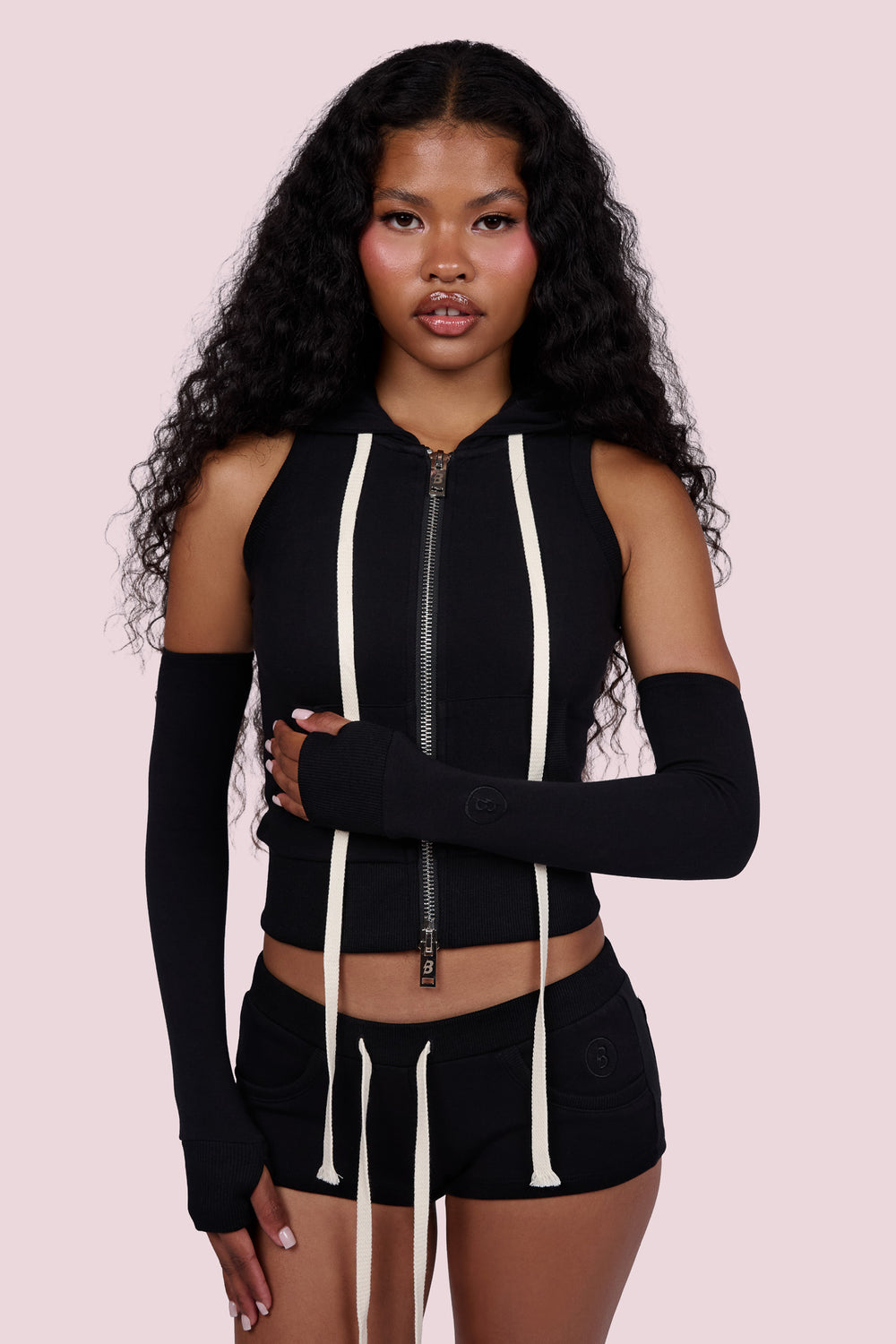 BODY KNITWEAR SLEEVELESS ZIP HOODIE (BLACKBERRY)