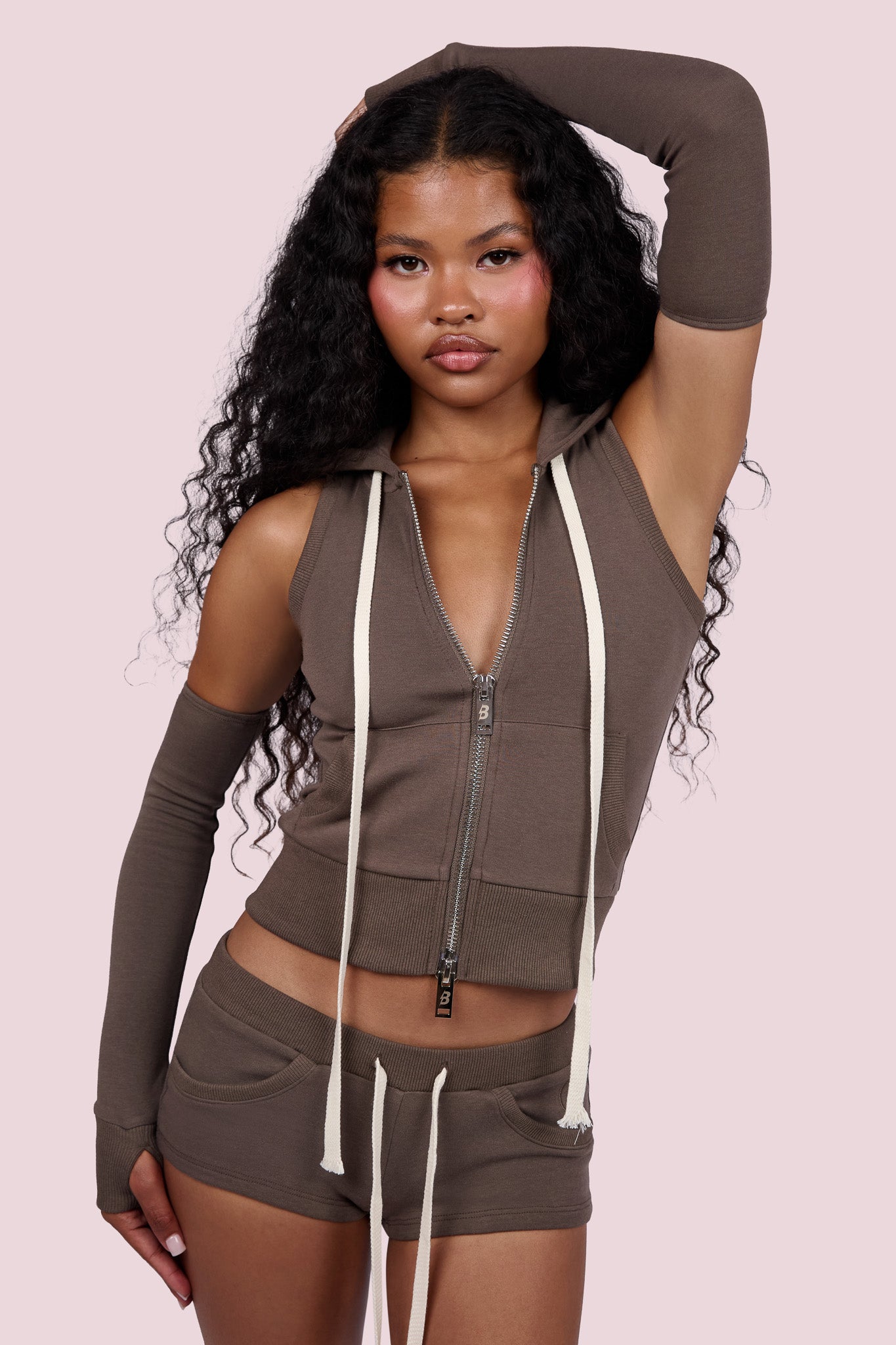 BODY KNITWEAR MINI SHORTS (TOFFEE)