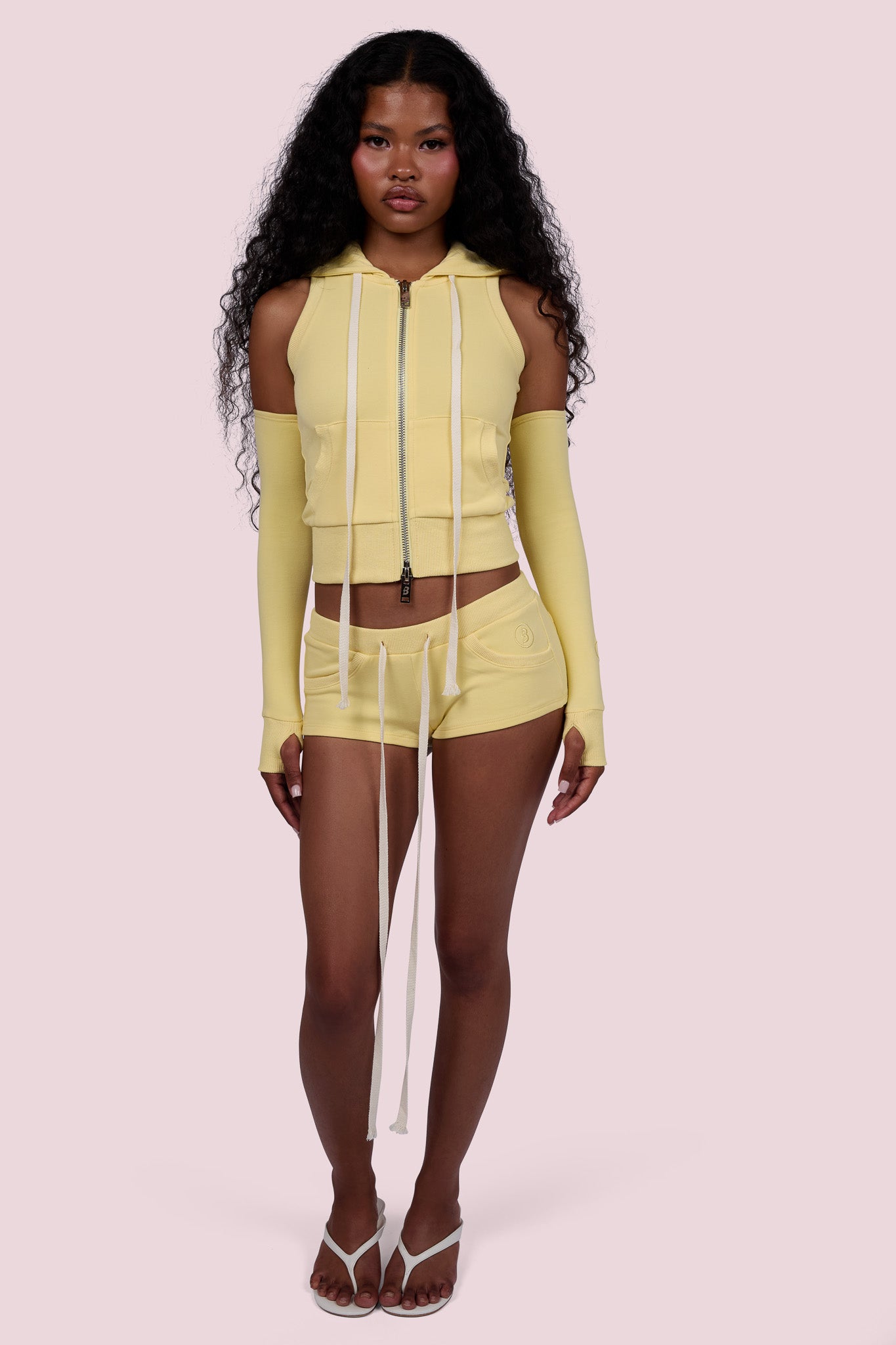 BODY KNITWEAR MINI SHORTS (LEMON)