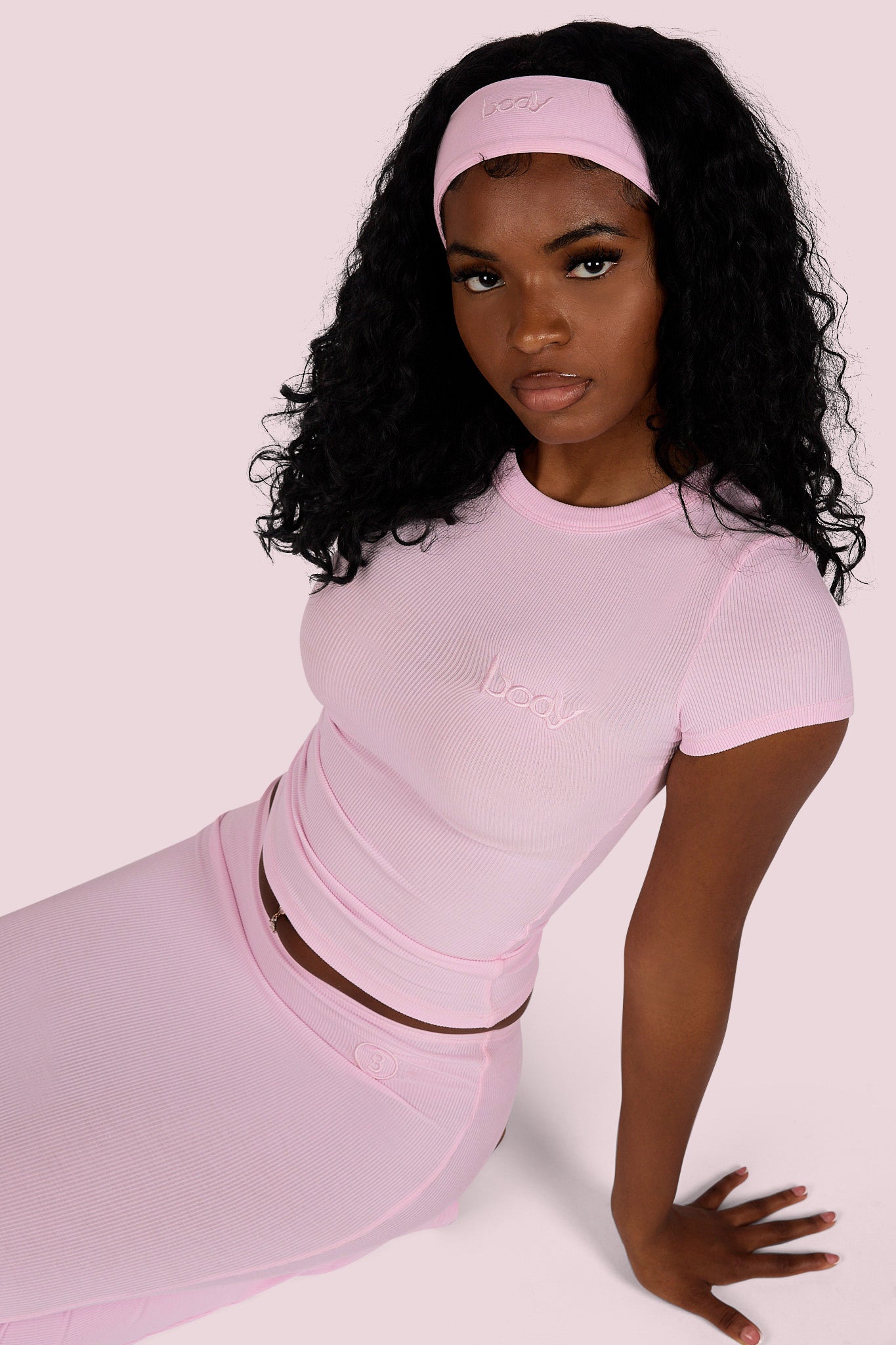 RIBBED HEADBAND ESSENTIAL (STRAWBERRY MILK)