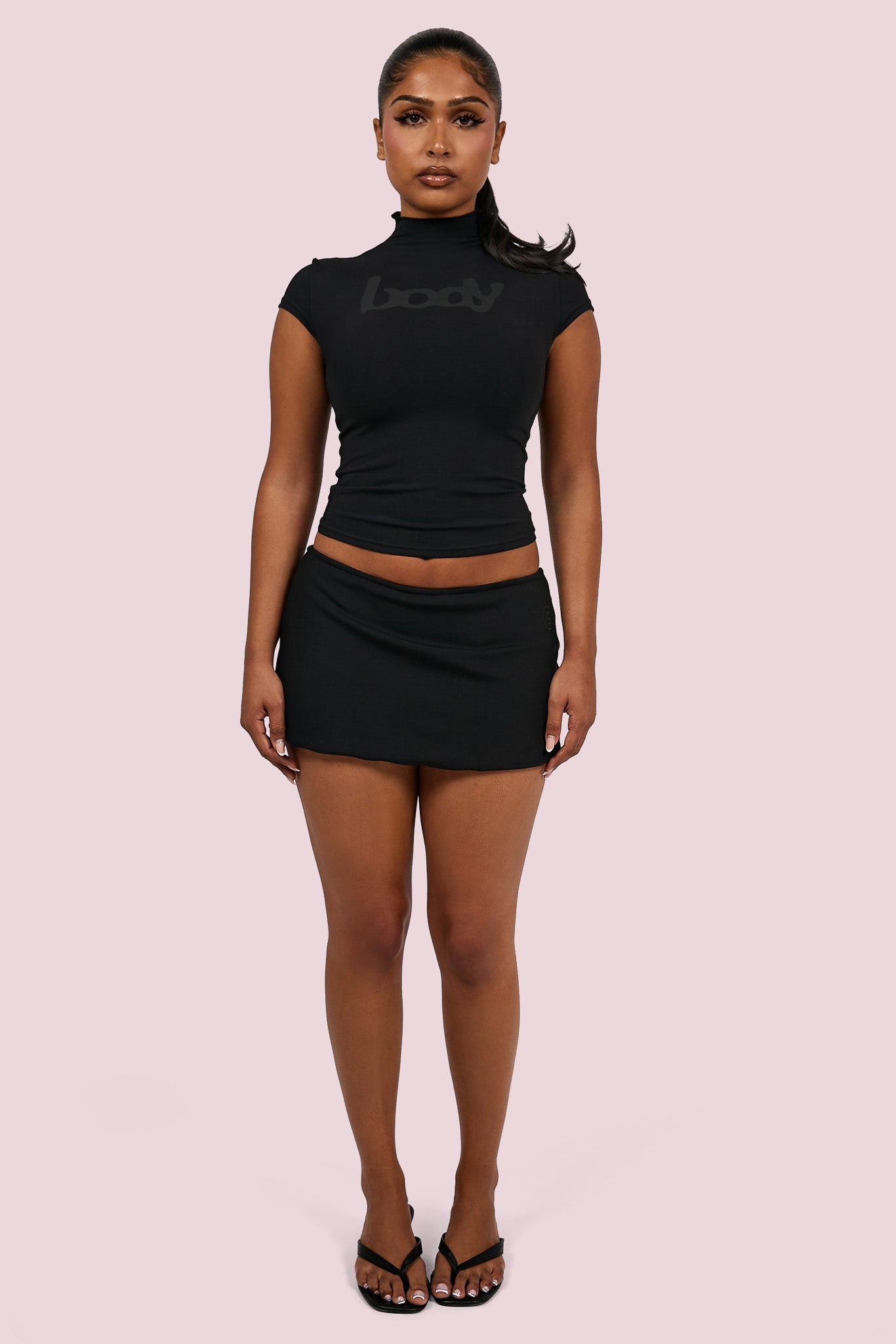 BODY MINI SKORT (MIDNIGHT BLACK)