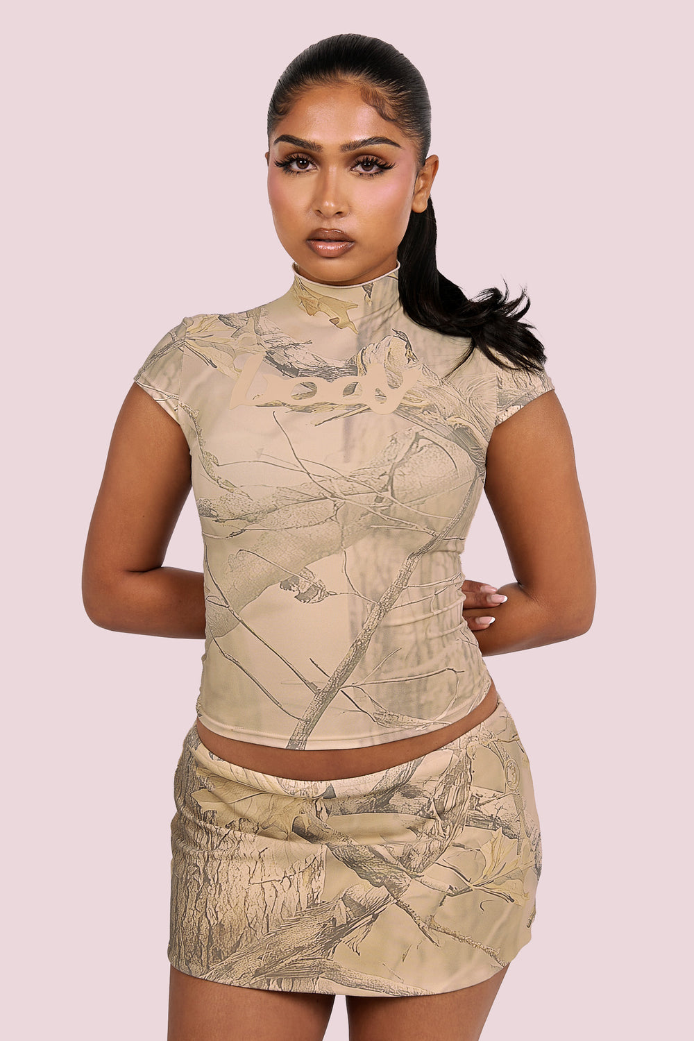 BODY MINI SKORT (TAN REALTREE CAMO)