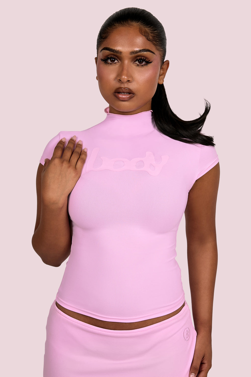 BODY RAGLAN TOP (STRAWBERRY MILK)