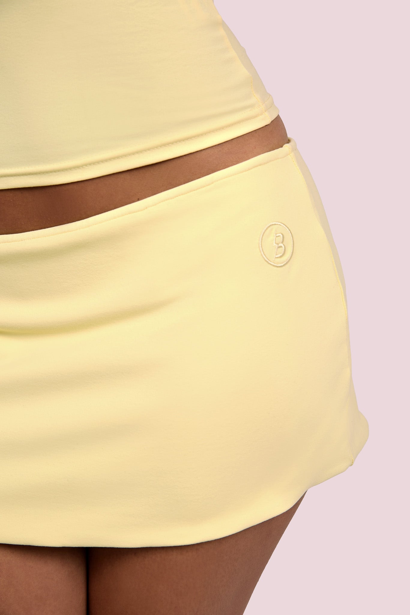 BODY MINI SKORT (PASTEL YELLOW)