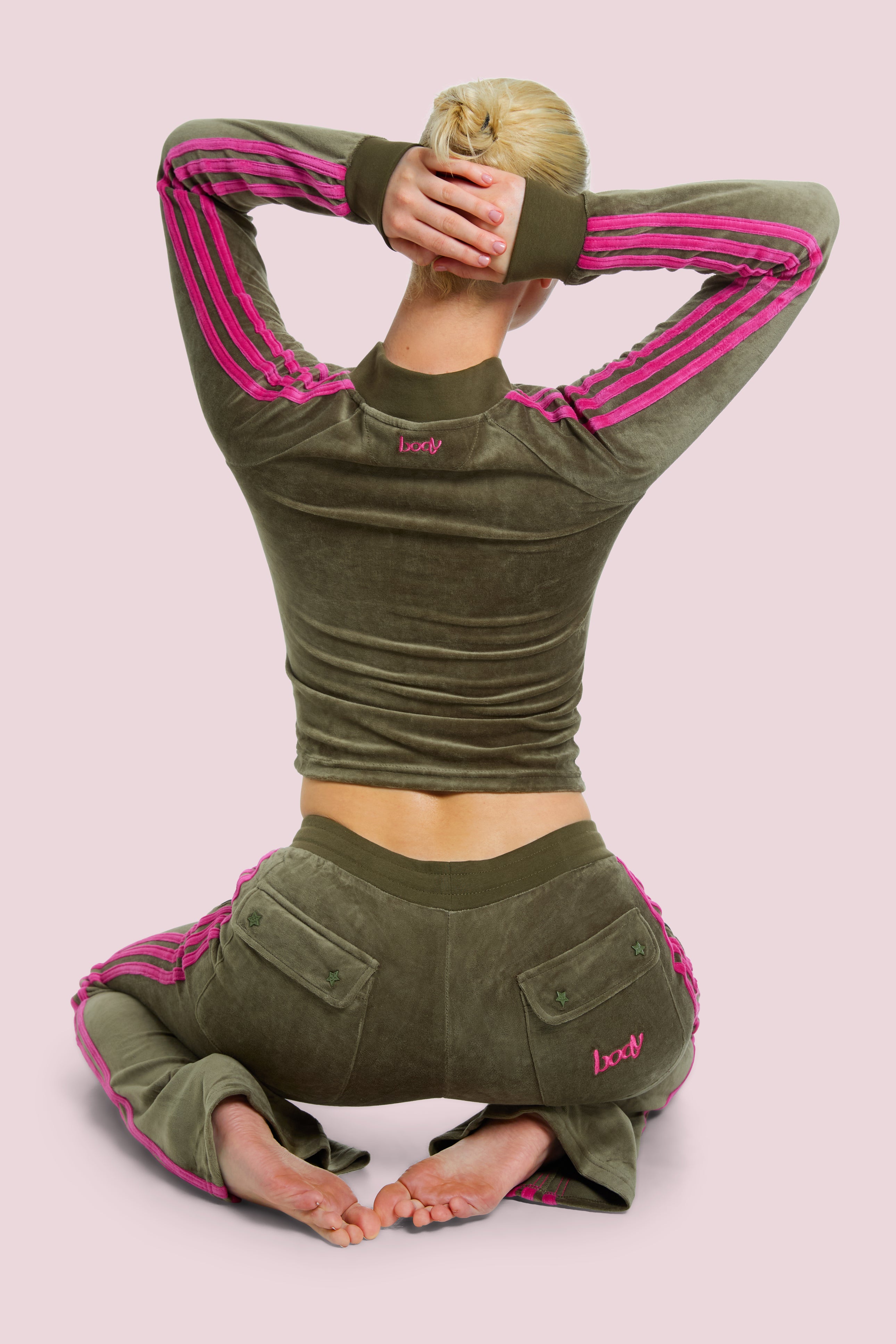 BODY VELOUR TRACK PANTS (OLIVE)