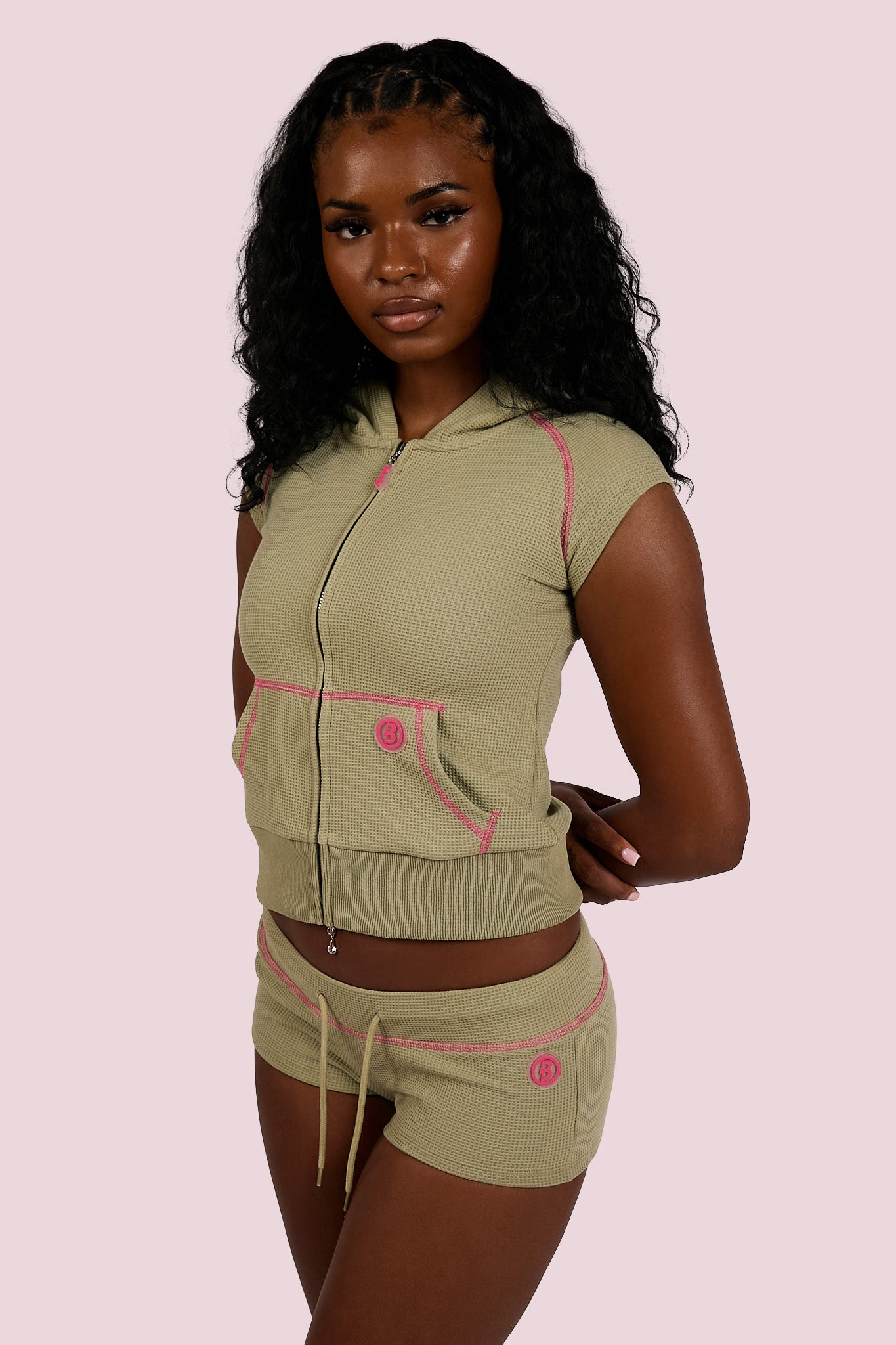 WAFFLE KNIT SLEEVELESS ZIP HOODIE (MATCHA/PINK)
