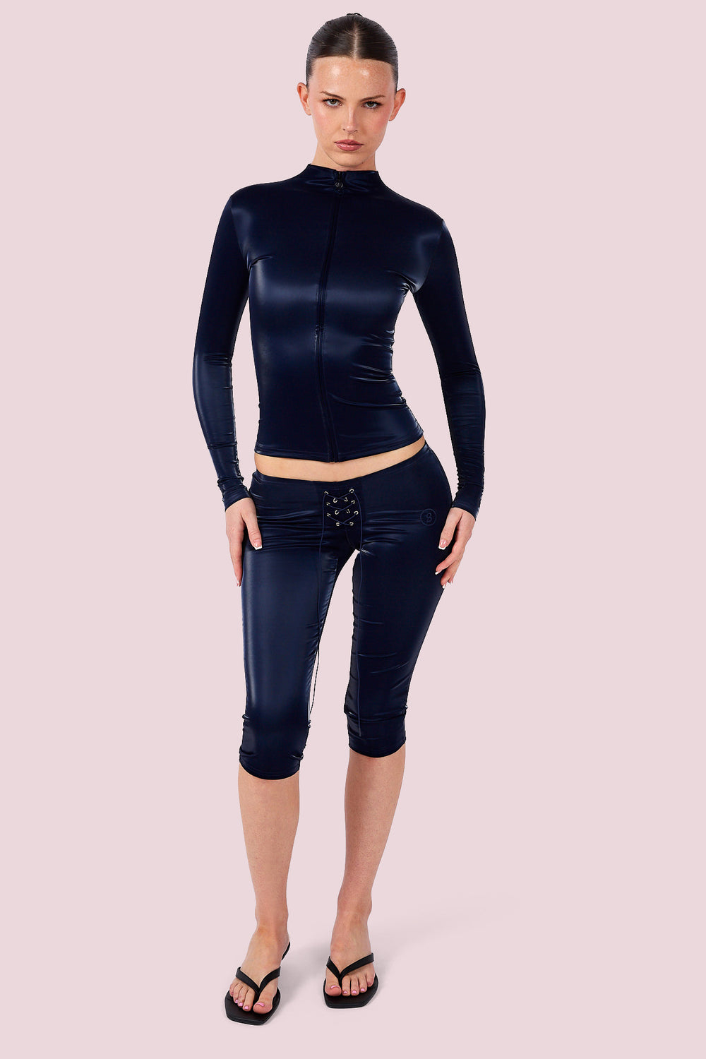 WET ULTRA LOW-RISE CAPRIS (BLUE HOUR)