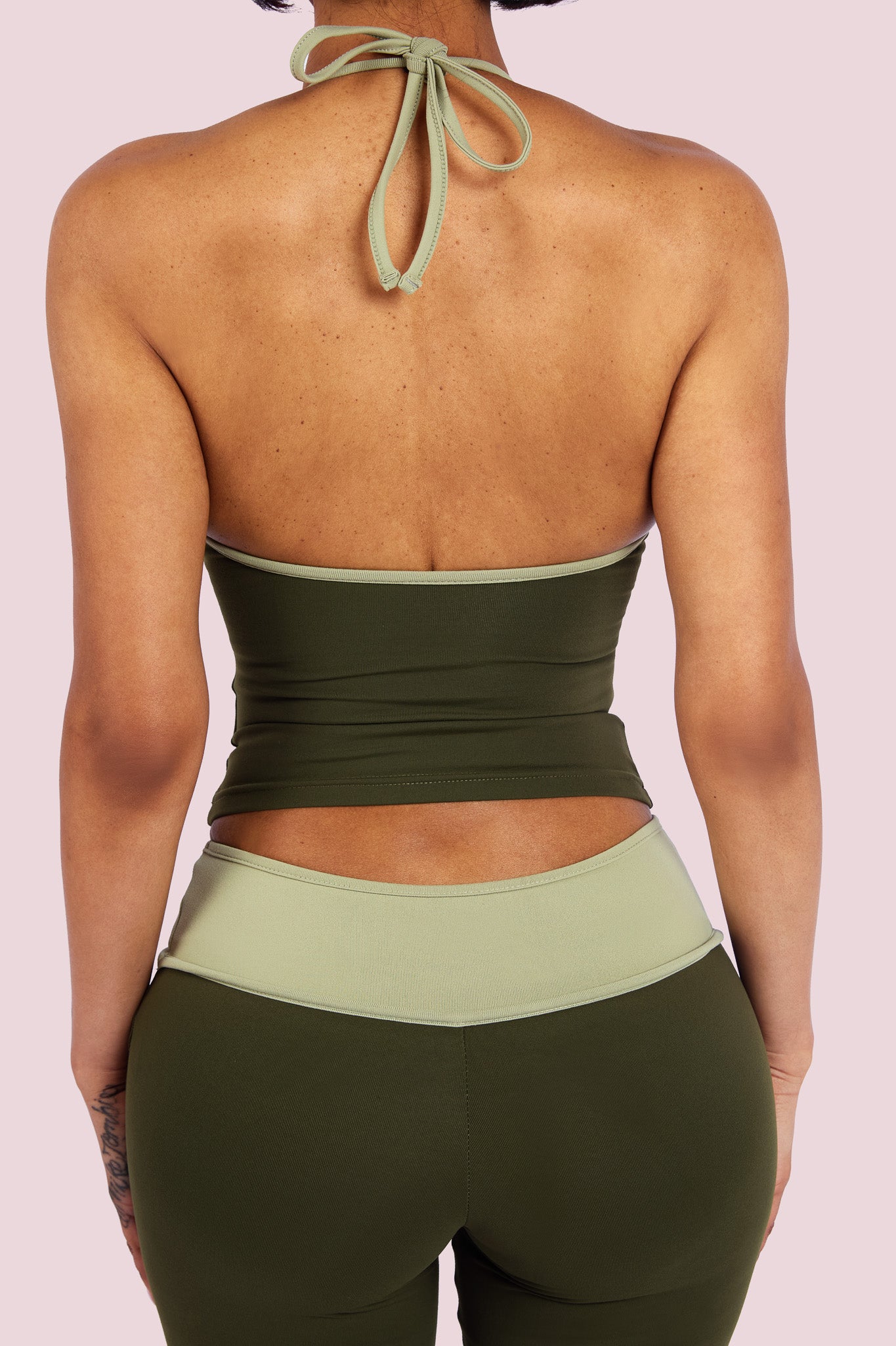 YOGA 2.0 TWO-TONE TANK TOP (GREEN APPLE)