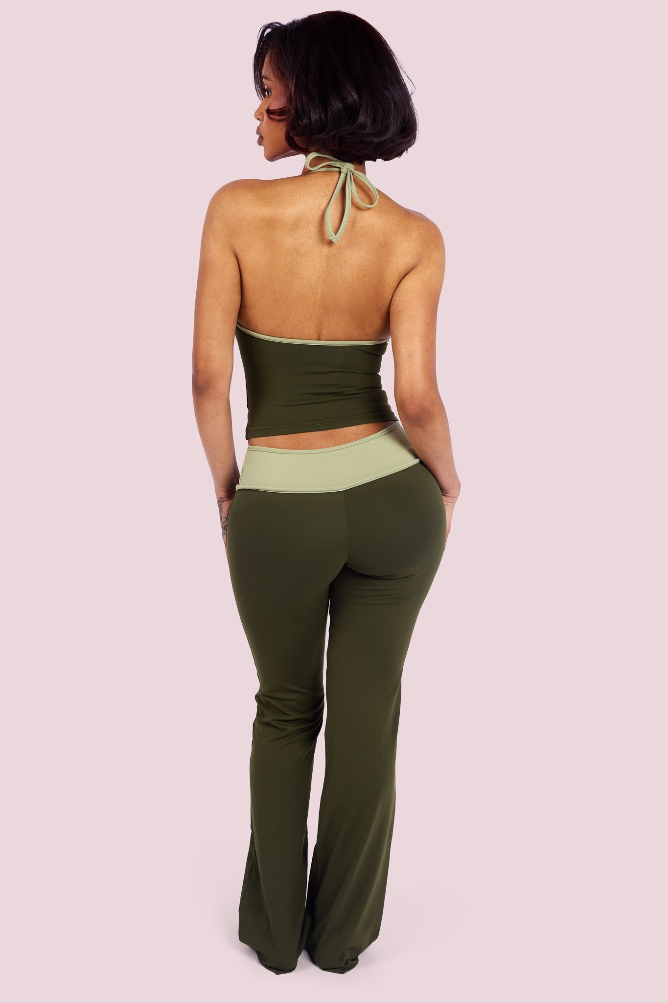 YOGA 2.0 TWO-TONE TANK TOP (GREEN APPLE)