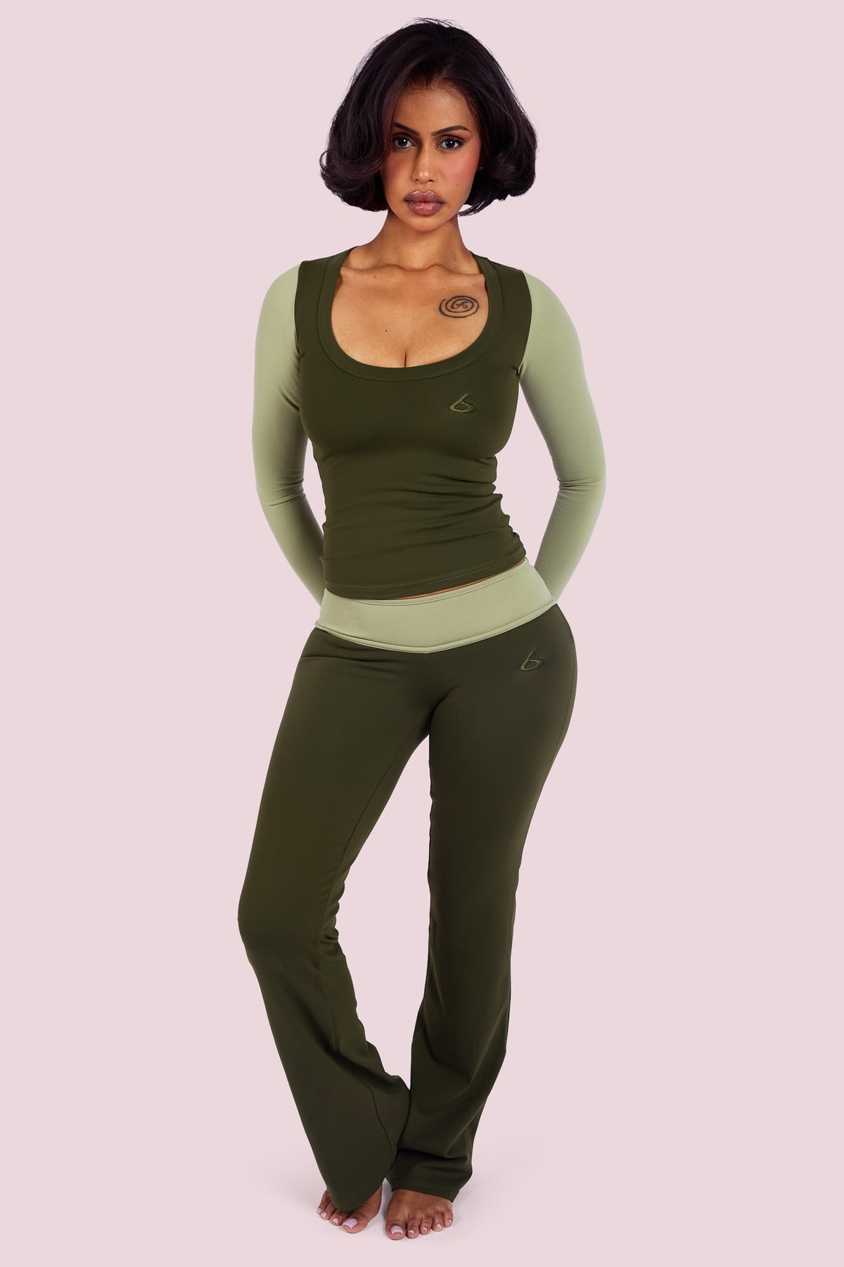 YOGA 2.0 TWO-TONE LONG SLEEVE TOP (GREEN APPLE)