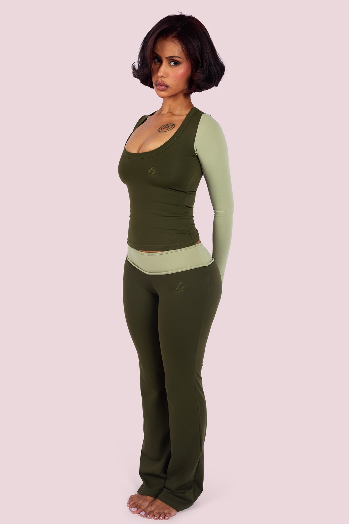 YOGA 2.0 TWO-TONE LONG SLEEVE TOP (GREEN APPLE)