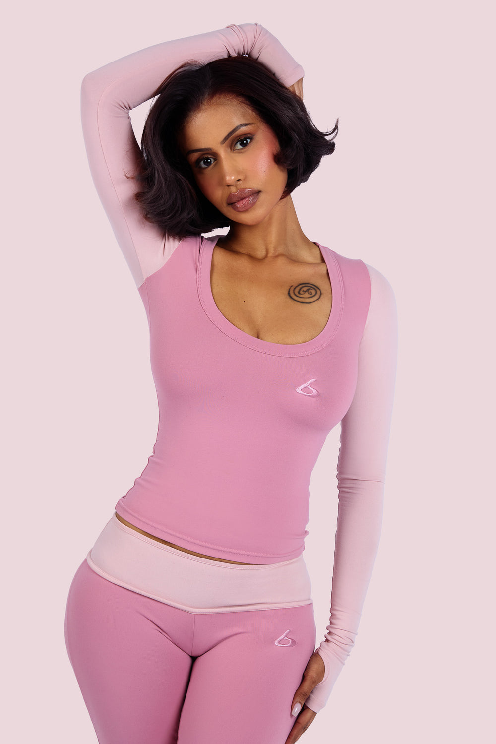 YOGA 2.0 TWO-TONE LONG SLEEVE TOP (BUBBLEGUM)