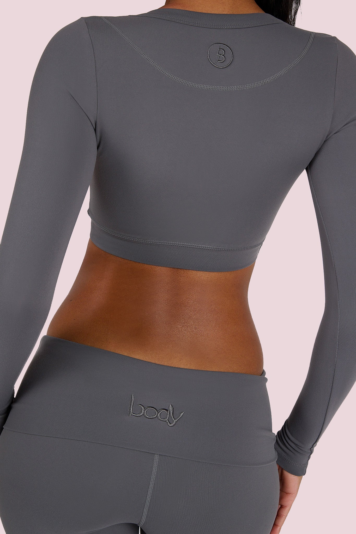YOGA LONG SLEEVE CROP TOP (CHARCOAL)